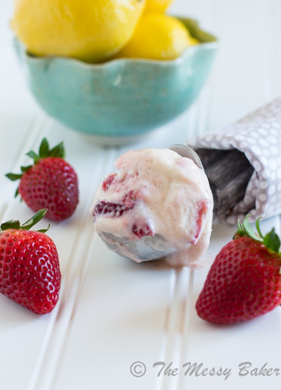 Fresh Strawberry Frozen Yogurt | www.themessybakerblog.com -7098