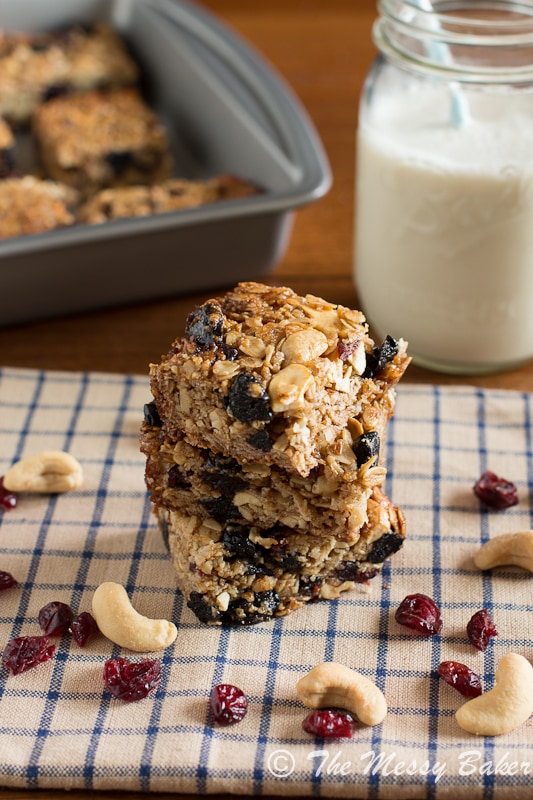 Very Berry Chewy Granola Bars | www.themessybakerblog.com -7178