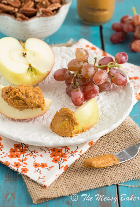 Toasted Pecan Pumpkin Butter | www.themessybakerblog.com -8947