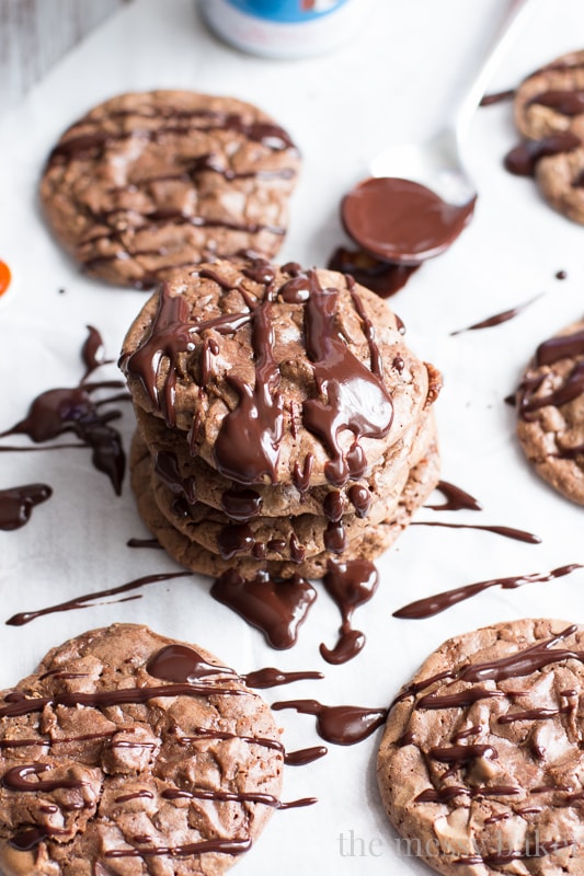 Chocolate Brownie Cookies with Sriracha Ganache | www.themessybakerblog.com 