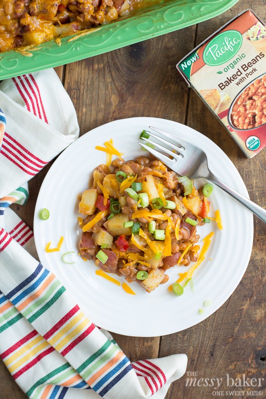 Loaded Baked Potato & Baked Bean Casserole | www.themessybakerblog.com