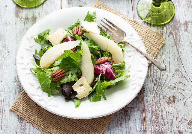 Poached Pear and Brie Salad with Balsamic Vinaigrette | www.themessybakerblog.com