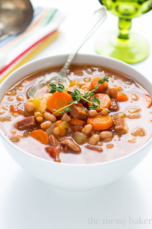 Slow Cooker Navy Bean Soup with Ham