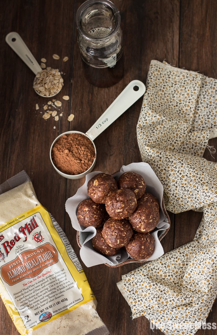Almond Joy Energy Balls {Gluten-Free & Vegan}: These pop-able snacks are healthy, all-naturally sweetened, and made with healthy and wholesome ingredients. 