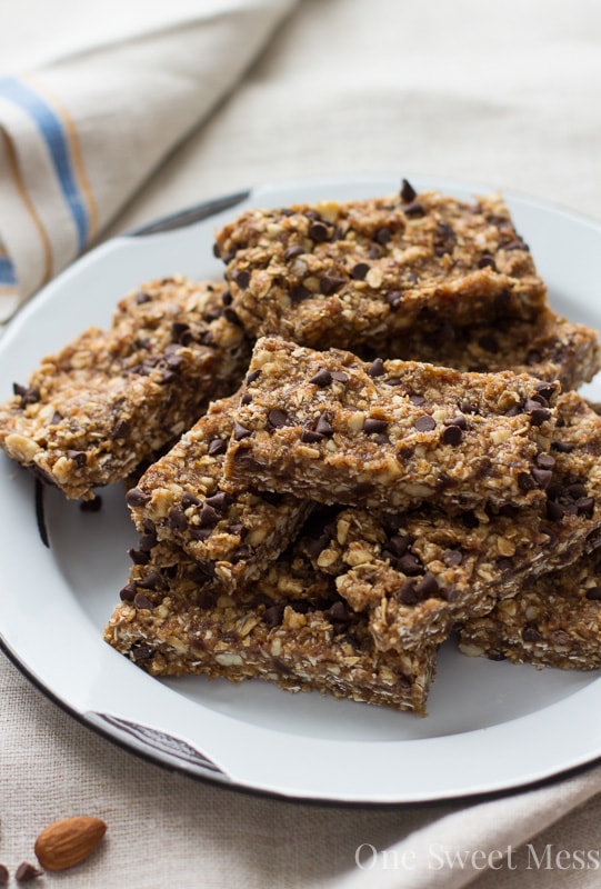 Chocolate Chip Cookie Energy Bars