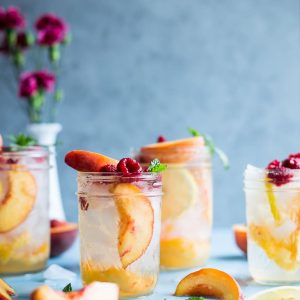 Fresh Peach Crush Cocktail