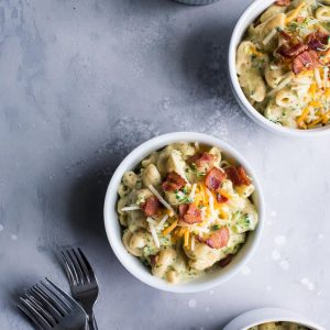Bacon Broccoli Mac and Cheese - This budget friendly meal will happily feed a family of four for $10
